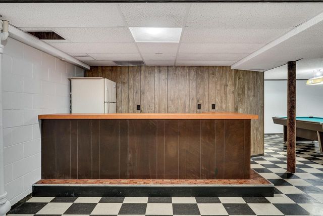 1332 East AVENUE N, Onalaska, WI 54650