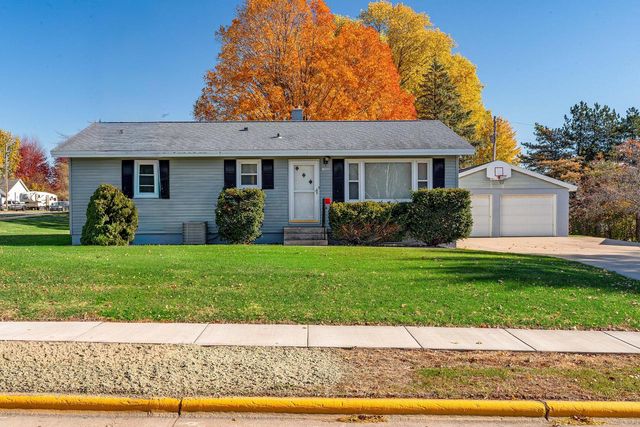 1332 East AVENUE N, Onalaska, WI 54650