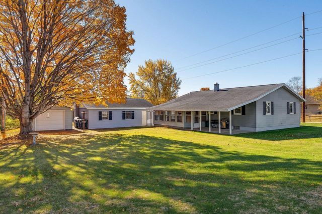 1332 East AVENUE N, Onalaska, WI 54650
