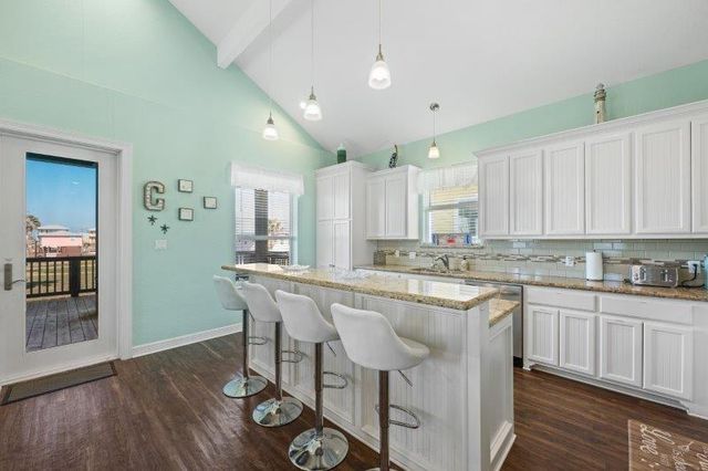 343 Jettyview Road, Freeport, TX 77541