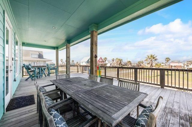 343 Jettyview Road, Freeport, TX 77541