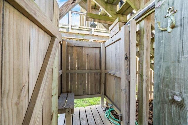 343 Jettyview Road, Freeport, TX 77541