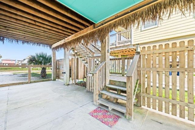 343 Jettyview Road, Freeport, TX 77541