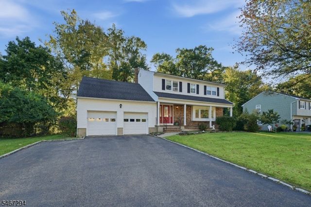 14 Whitaker Pl, West Caldwell Twp., NJ 07006