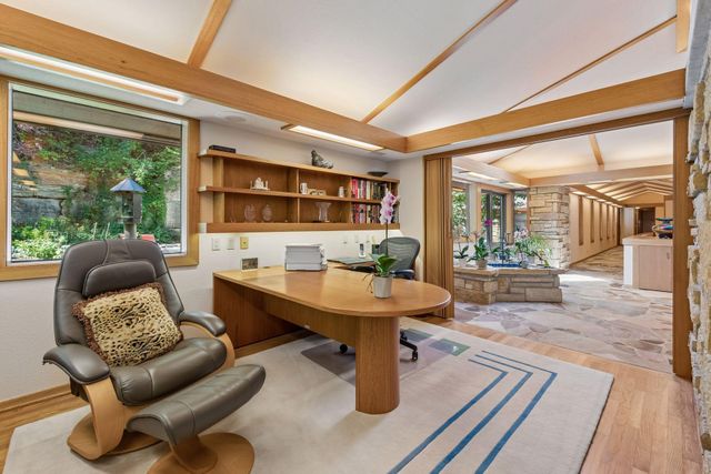 3452 Mayowood Road SW, Rochester, MN 55902