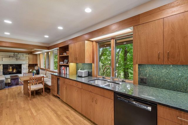 3452 Mayowood Road SW, Rochester, MN 55902