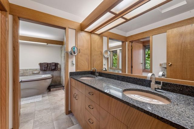 3452 Mayowood Road SW, Rochester, MN 55902