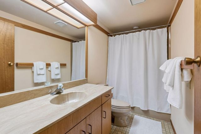 3452 Mayowood Road SW, Rochester, MN 55902