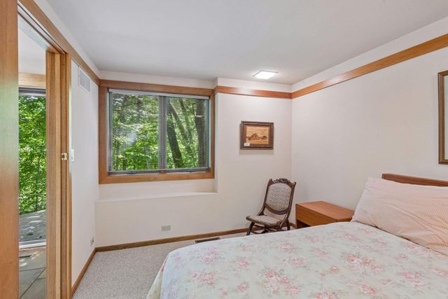 3452 Mayowood Road SW, Rochester, MN 55902