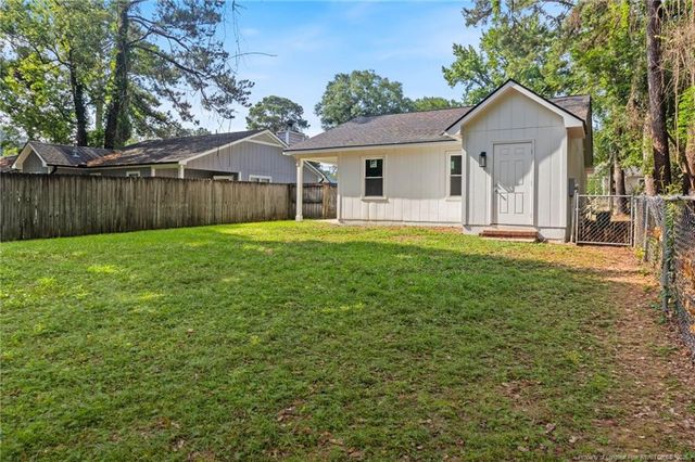 210 Northwest Avenue, Fayetteville, NC 28301