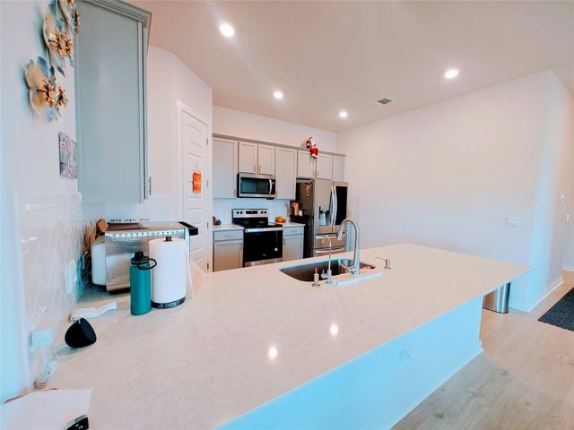 228 Mystic Canyon LN, Georgetown, TX 78628