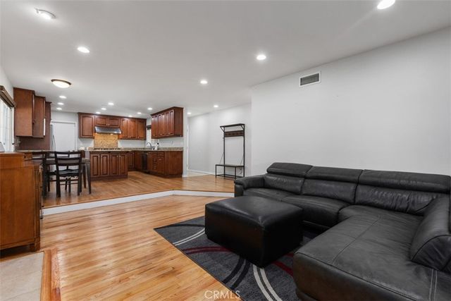 4641 Sharon, La Palma, CA 90623