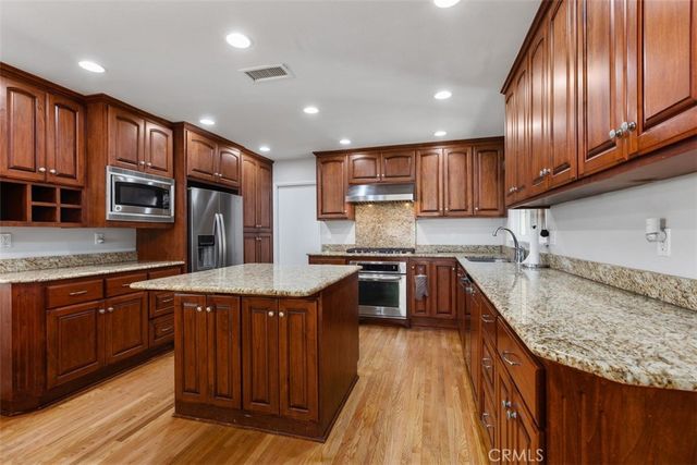 4641 Sharon, La Palma, CA 90623