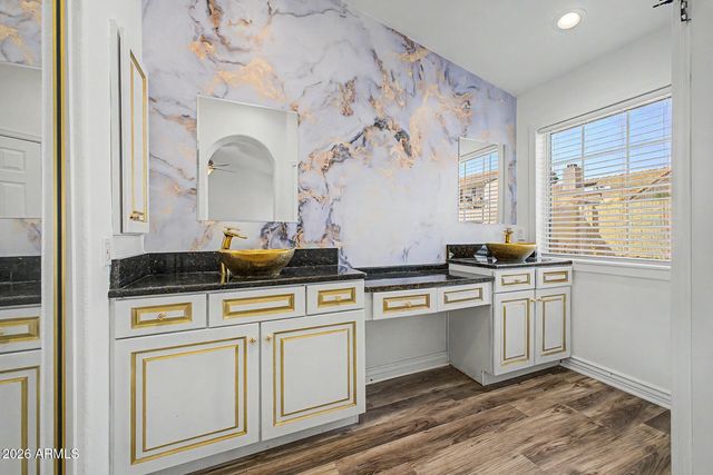 6722 W PIUTE Avenue, Glendale, AZ 85308