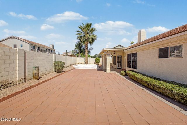 6722 W PIUTE Avenue, Glendale, AZ 85308