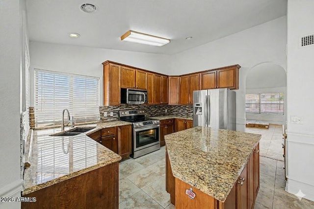 6722 W PIUTE Avenue, Glendale, AZ 85308