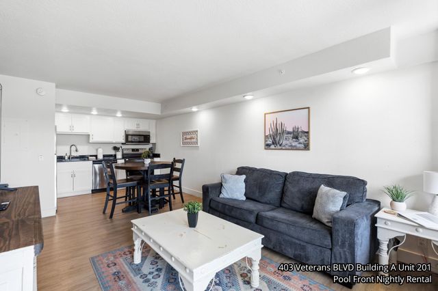 403 Veterans Boulevard 201, Branson, MO 65616