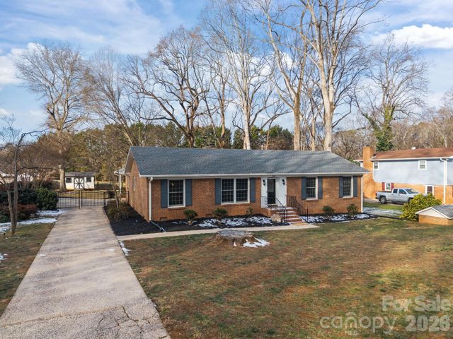 2431 Fox Hollow Road, Mint Hill, NC 28227
