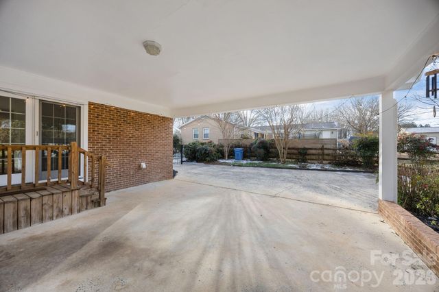 2431 Fox Hollow Road, Mint Hill, NC 28227