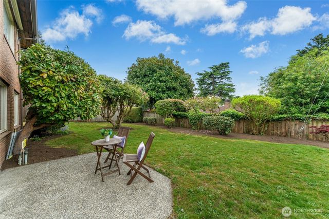 5803 Oberlin Avenue NE, Seattle, WA 98105