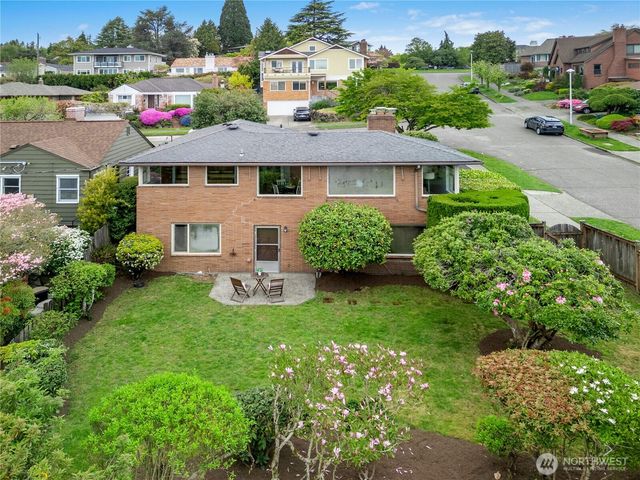 5803 Oberlin Avenue NE, Seattle, WA 98105