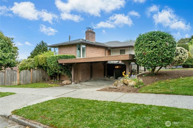 5803 Oberlin Avenue NE, Seattle, WA 98105
