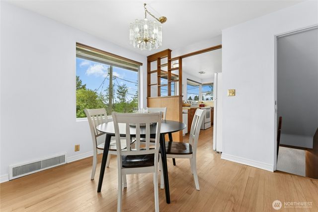 5803 Oberlin Avenue NE, Seattle, WA 98105