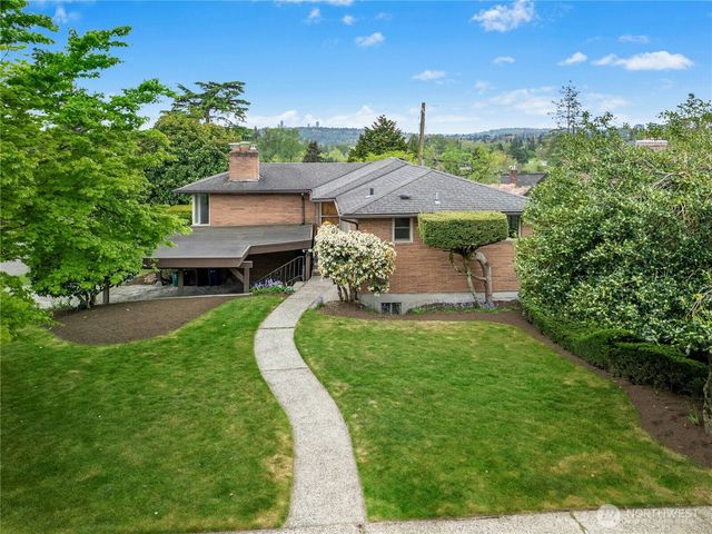 5803 Oberlin Avenue NE, Seattle, WA 98105