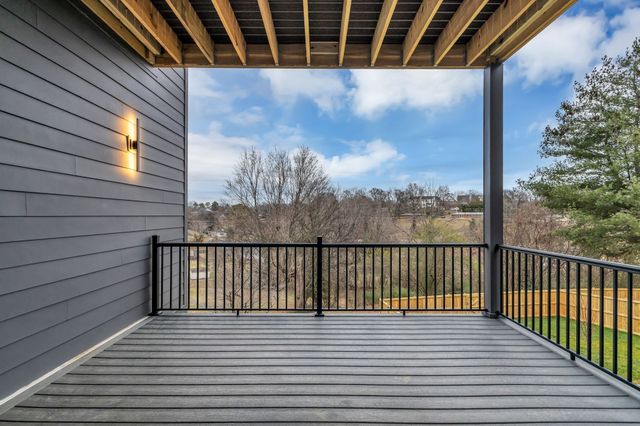 2505 Barclay Dr, Nashville, TN 37206