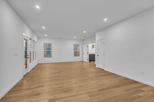 2505 Barclay Dr, Nashville, TN 37206