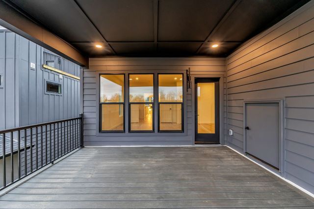 2505 Barclay Dr, Nashville, TN 37206
