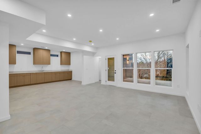 2505 Barclay Dr, Nashville, TN 37206