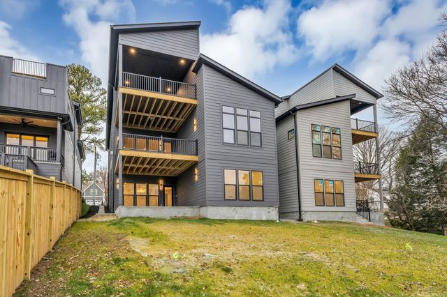 2505 Barclay Dr, Nashville, TN 37206