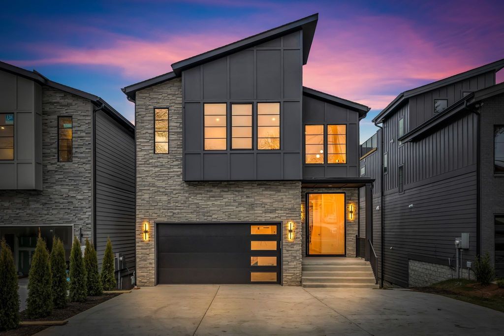 2505 Barclay Dr, Nashville, TN 37206