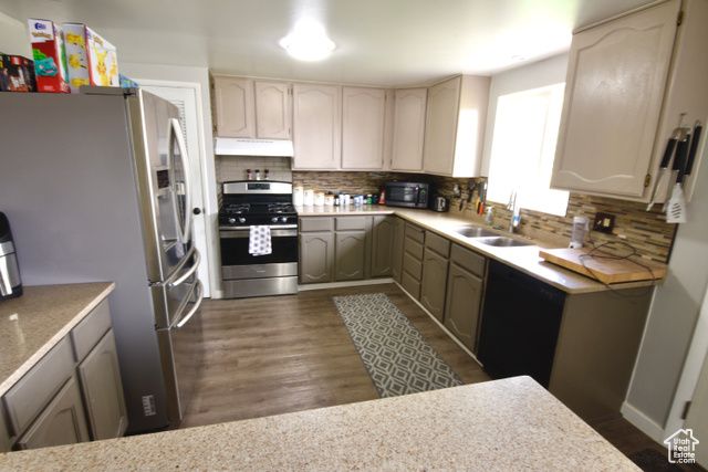 3223 S FAIRLANE ST, Magna, UT 84044