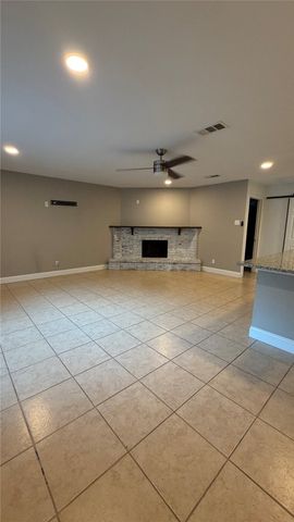 3208 Chalmette Court, Forest Hill, TX 76140