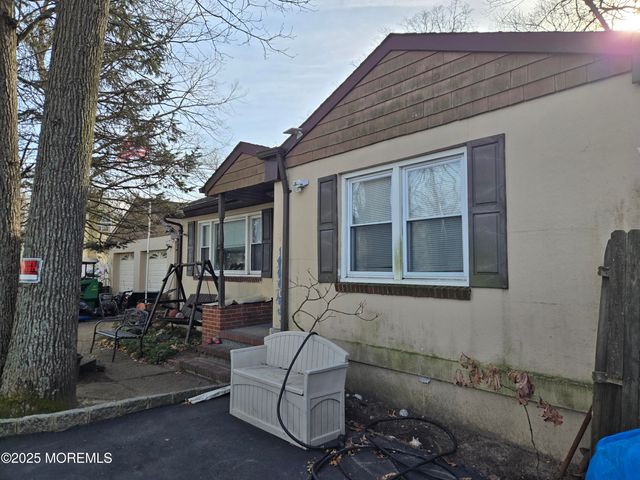 731 Bay Avenue, Toms River, NJ 08753