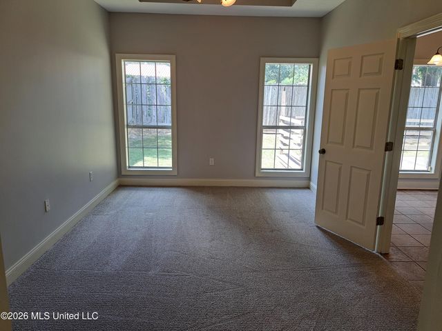 112 River Ridge Court, Pearl, MS 39208