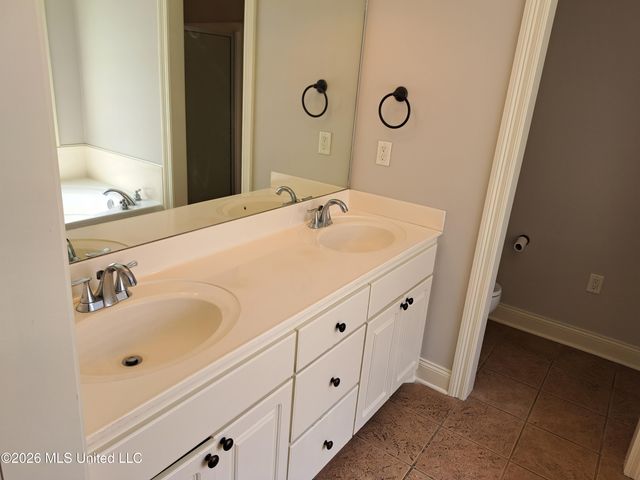 112 River Ridge Court, Pearl, MS 39208