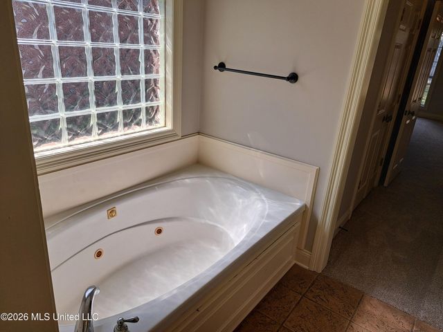 112 River Ridge Court, Pearl, MS 39208