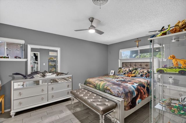 1317 W Redbud Drive, Hurst, TX 76053