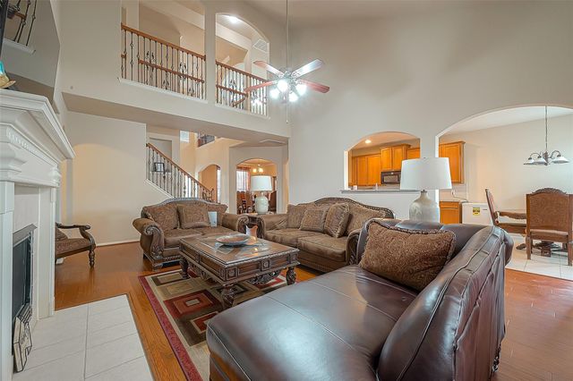 9906 Bronze Mill Lane, Rosharon, TX 77583