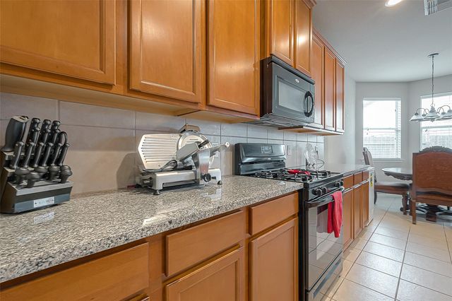 9906 Bronze Mill Lane, Rosharon, TX 77583