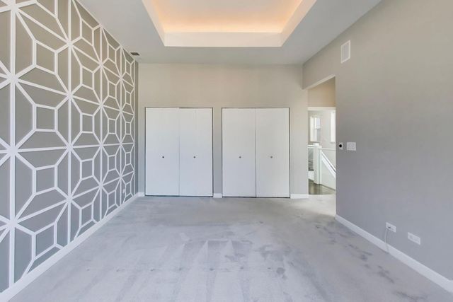 643 W Melrose Street 3, Chicago, IL 60657