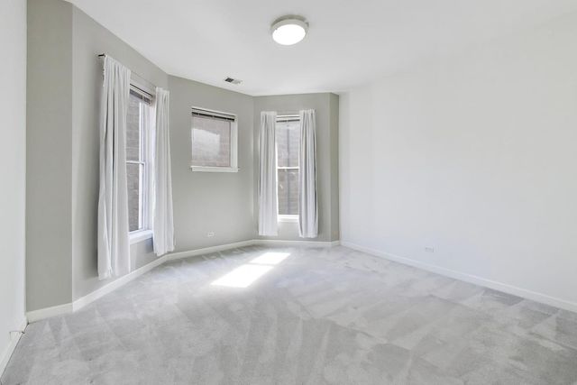 643 W Melrose Street 3, Chicago, IL 60657