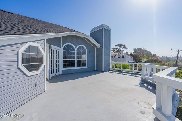 1497 Vista Del Mar Drive, Ventura, CA 93001