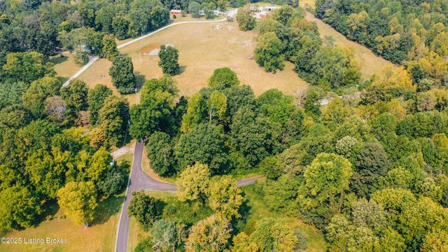 1350 Lake Of The Woods Loop, Hardinsburg, KY 40143