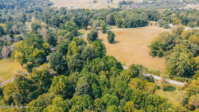 1350 Lake Of The Woods Loop, Hardinsburg, KY 40143