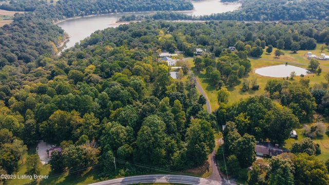 1350 Lake Of The Woods Loop, Hardinsburg, KY 40143