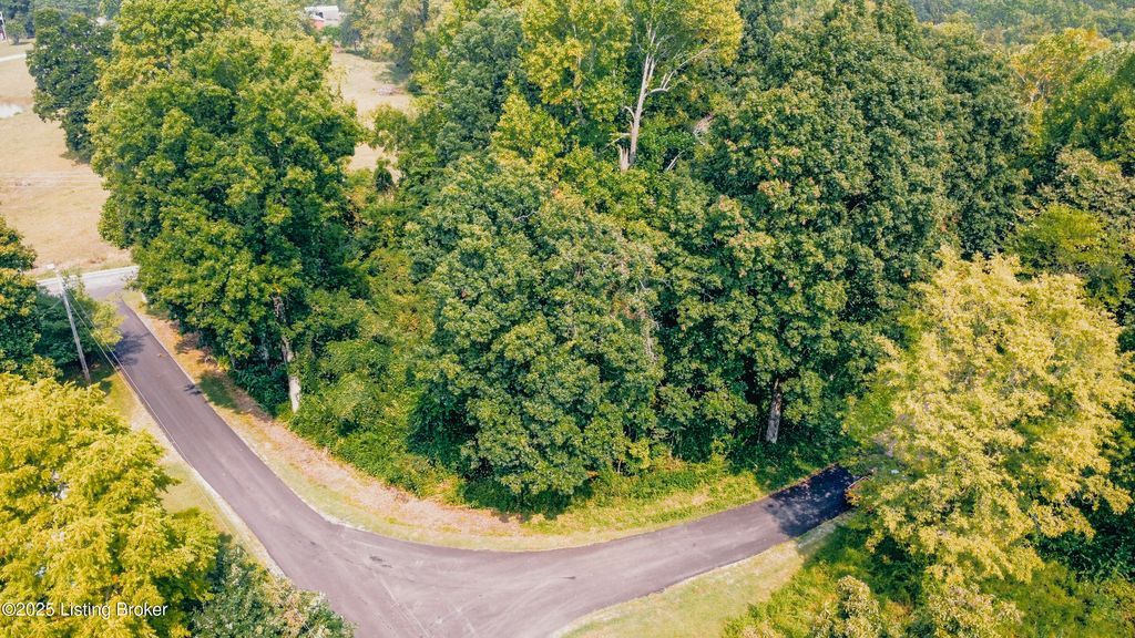 1350 Lake Of The Woods Loop, Hardinsburg, KY 40143